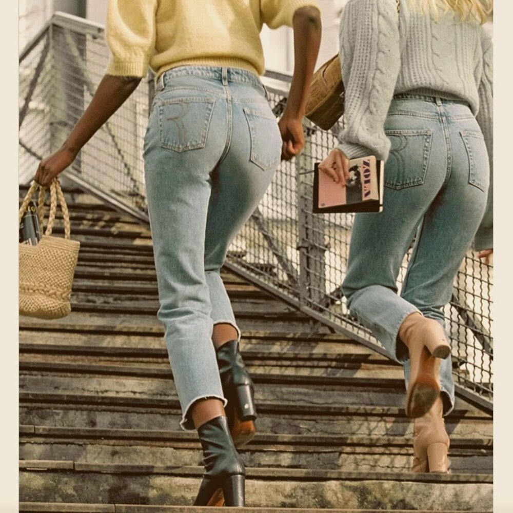 Meet your Posher, Voula